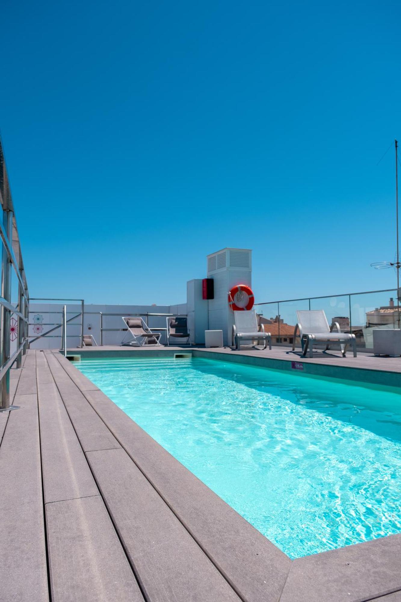 Onmood Cala Ratjada - Brunch & Party Hotel Exterior photo
